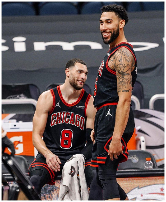 英雄联盟-转会期芝加哥公牛调整名单以备NBA常规赛，状态回暖环节打磨，信心回归，数据趋势出现新变化的简单介绍